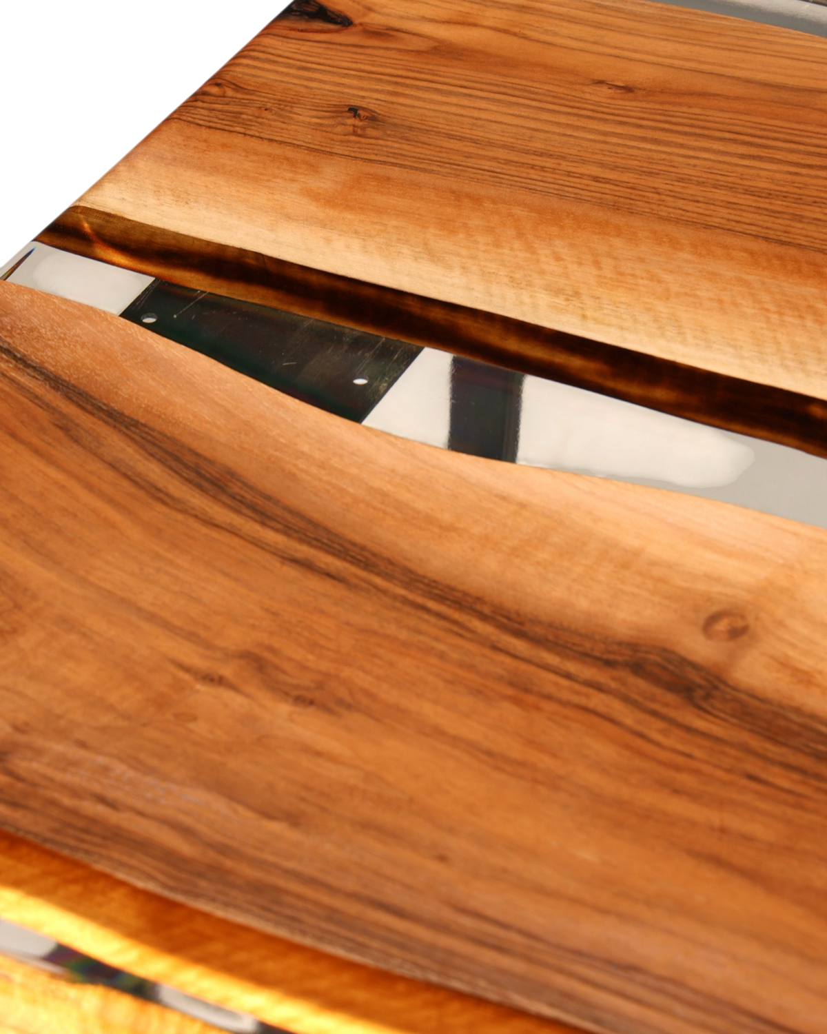 Hauptstadt Möblerei Esstisch aus massivem Nussbaumholz mit klarem Epoxidharz River Table Design
