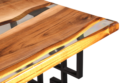 Hauptstadt Möblerei Esstisch aus massivem Nussbaumholz mit klarem Epoxidharz River Table Design und schwarzem Gestell