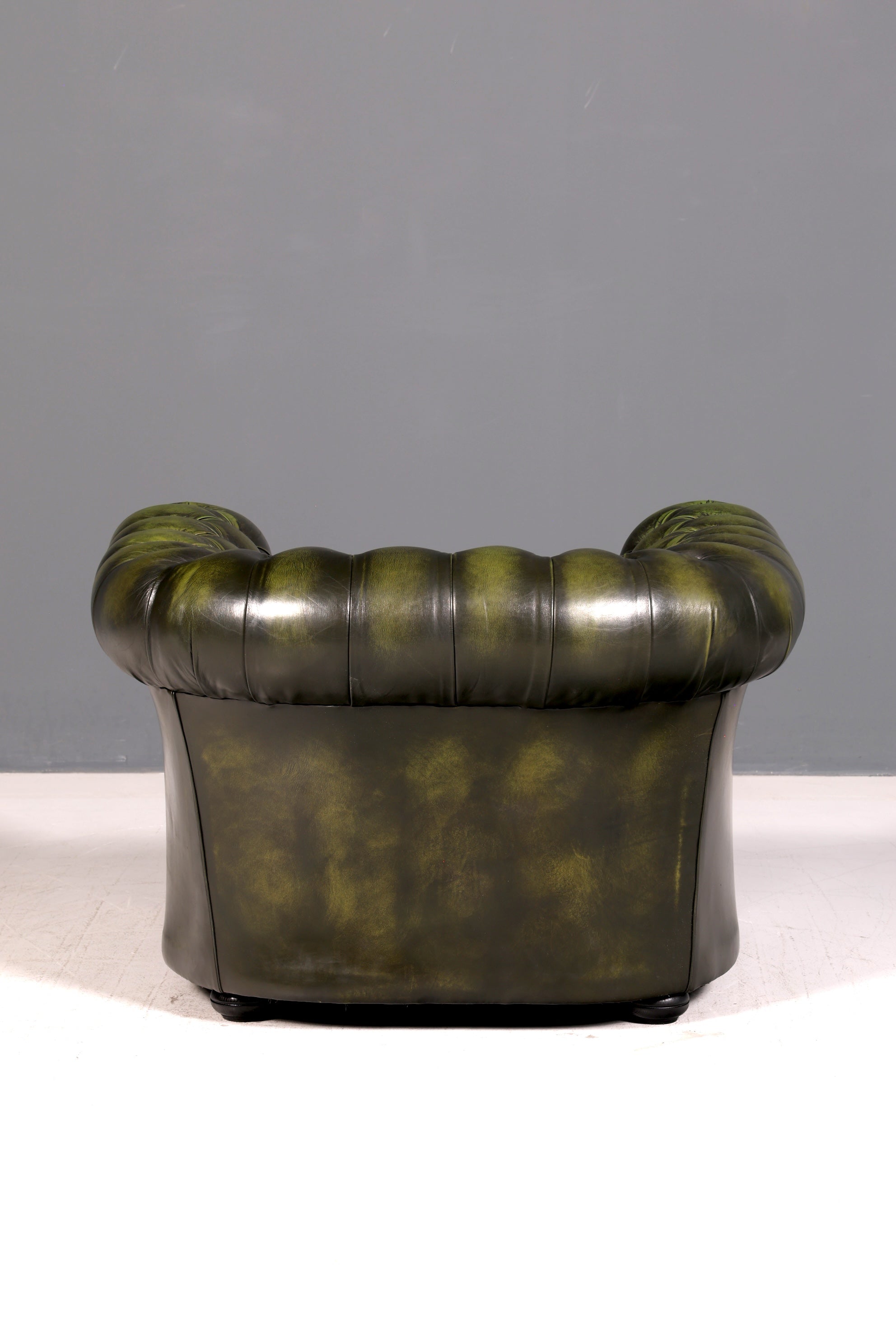 Edler Original Chesterfield Sessel Grün Echt Leder Englischer Armlehnsessel Herrensessel Clubsessel UK Vintage