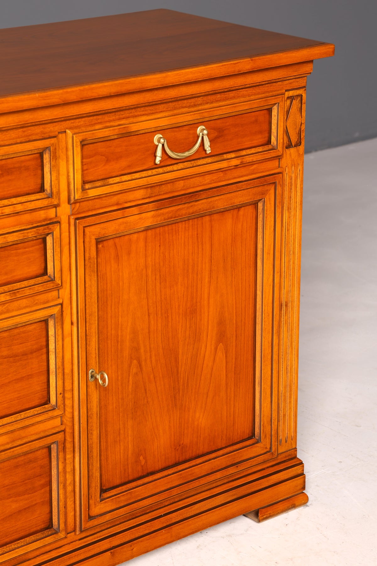 Beautiful original Selva sideboard, Villa Borghese, antique-style cabinet, chest of drawers, buffet, sideboard