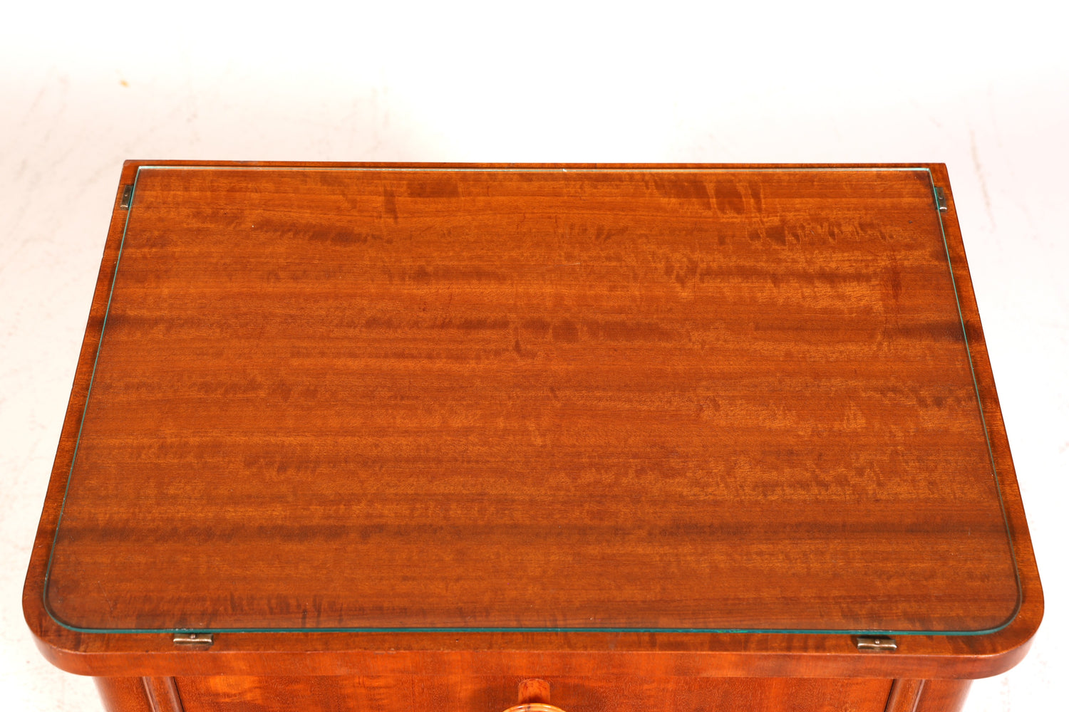 Schlichte Mid Century Kommode Vintage Klappschränkchen Danish Design Nachttisch 1 von 2