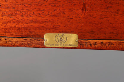 Wunderschönes Regal im englischen Stil Bücherregal Englisch Buchablage Antik 60s Schrank