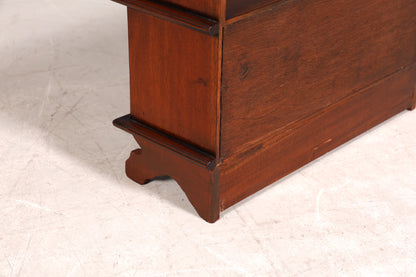 Wunderschönes Regal im englischen Stil Bücherregal Englisch Buchablage Antik 60s Schrank