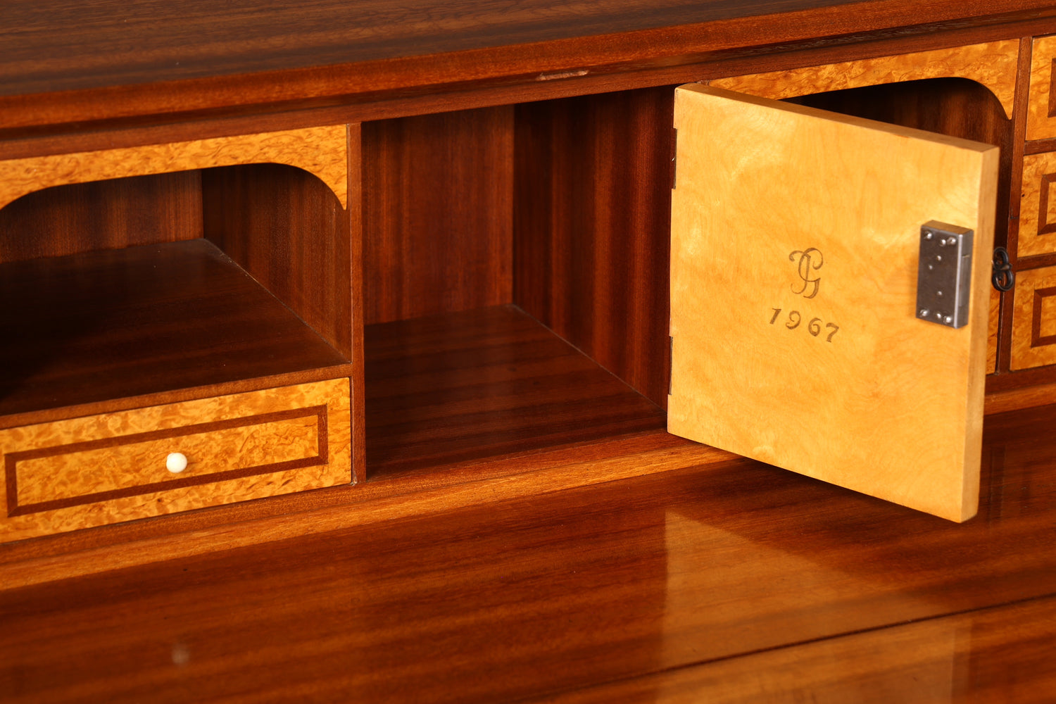 Wunderschöner Englischer Sekretär Schreibkommode echt Holz Schreibtisch Intarsien Kommode