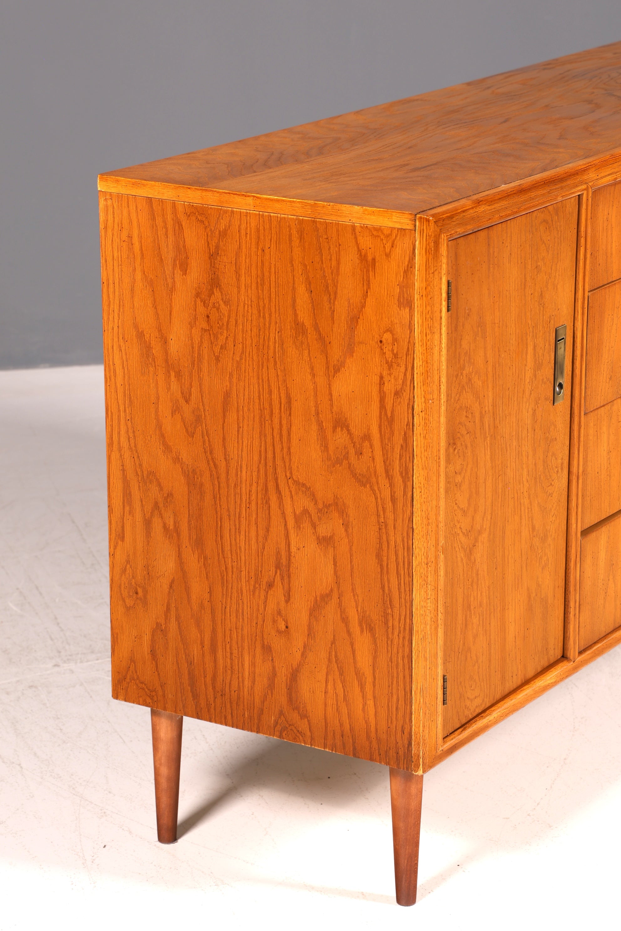 Stilvolles Drexel Heritage Sideboard USA Antik Stil Kommode Art Deco Schubladenkommode Massiv Echt Holz Vintage Wäschekommode