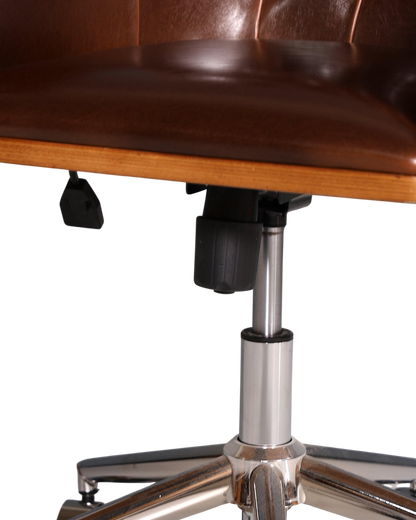 Chesterfield Büro Armlehnstuhl "Leon-Office" Nussbaum braun