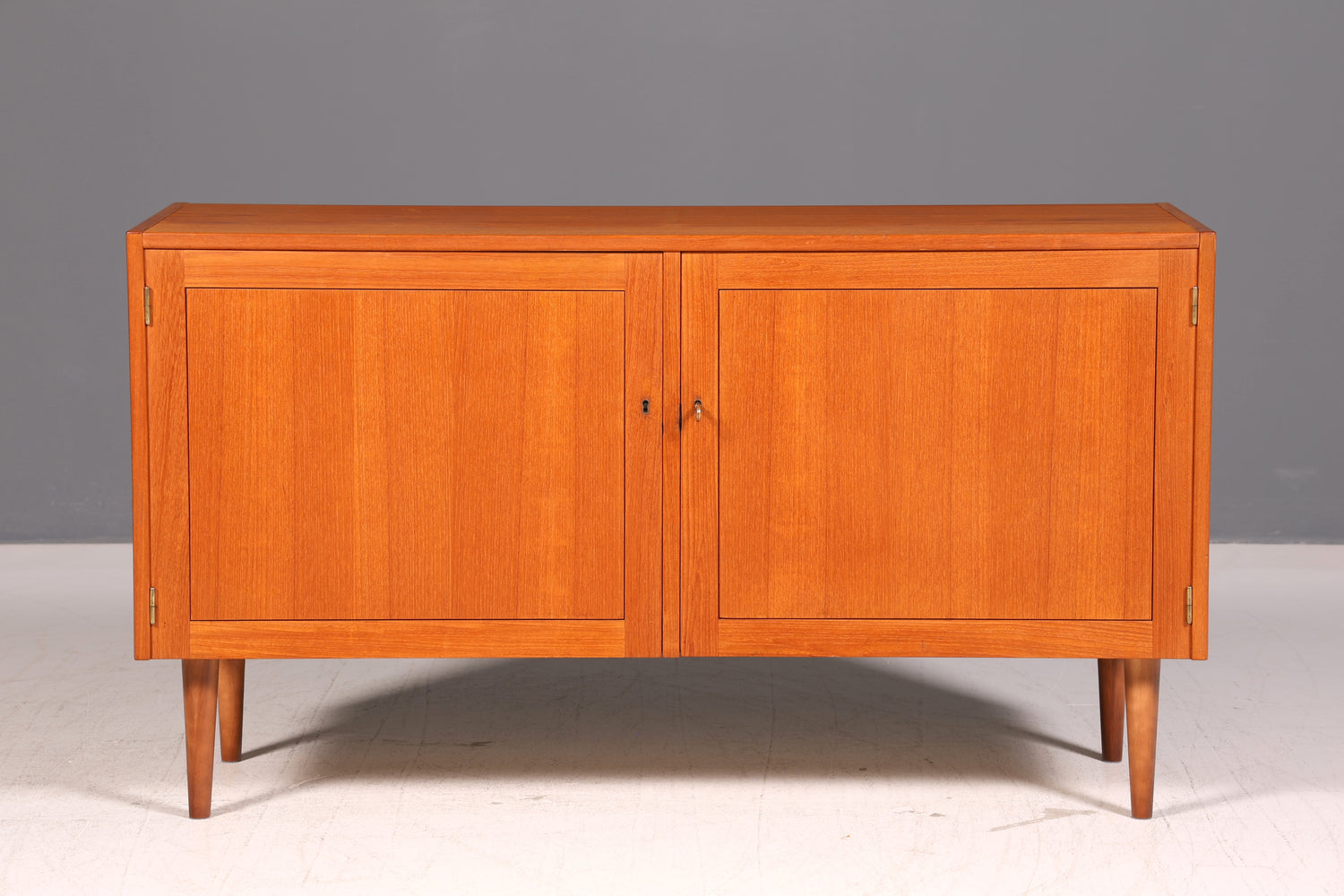 Wunderschönes Mid Century Sideboard Teak Holz Vintage Schrank Retro 60er Anrichte Danish Design TV Schrank