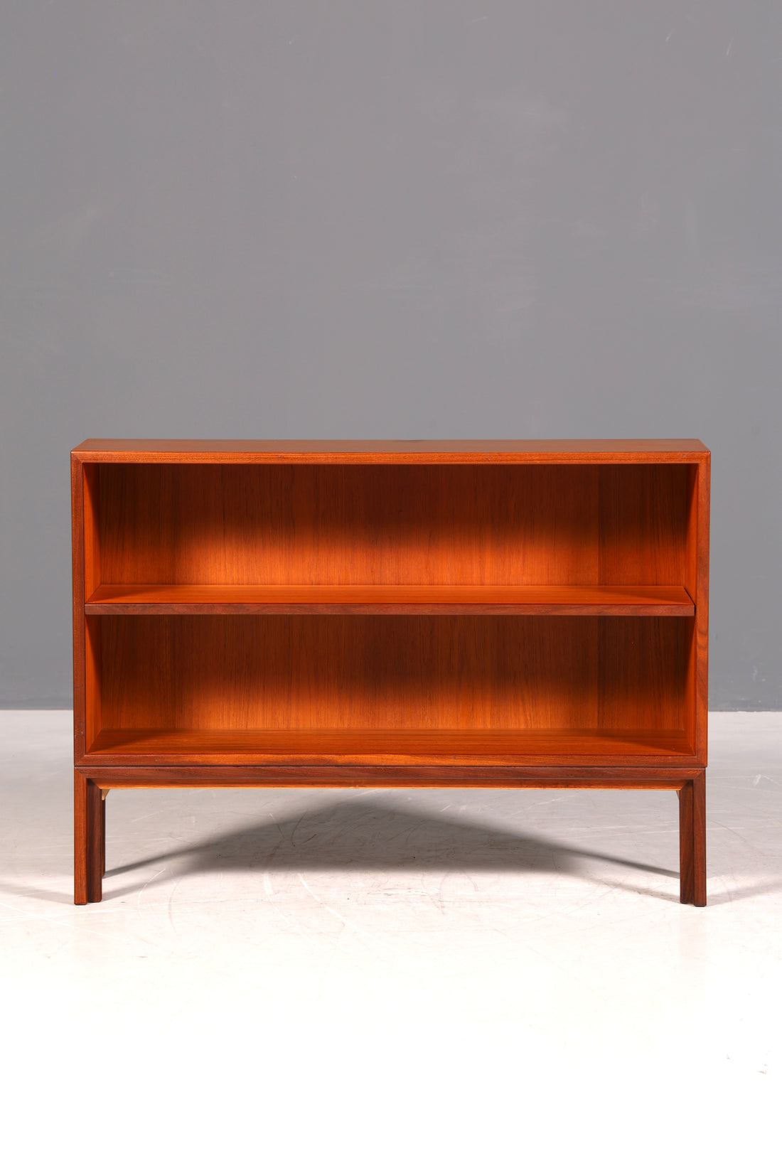 G433 Finish Wunderschönes Mid Century Regal Vintage Bücherregal 60er Jahre Holz Regal (Kopie 2)