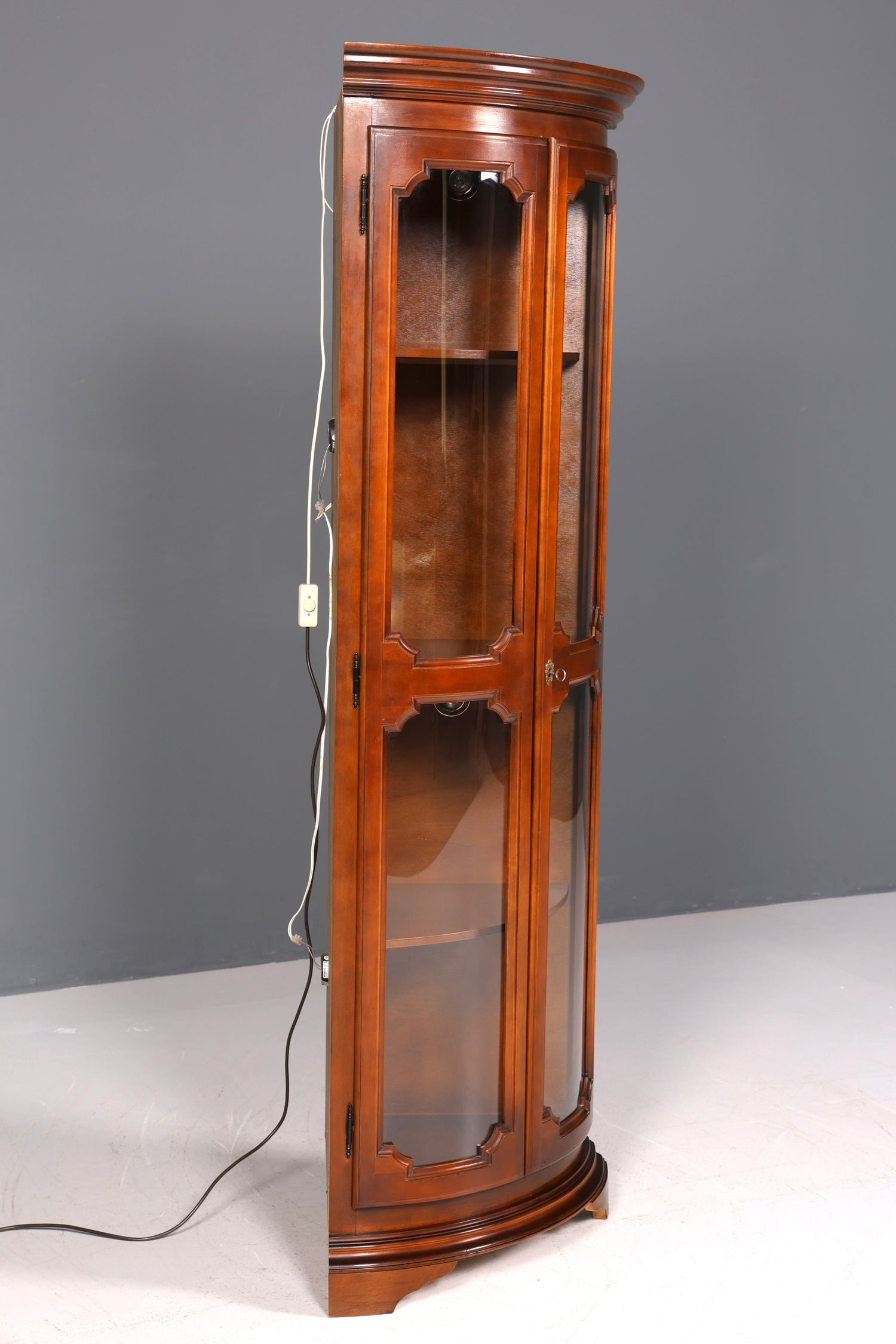 Traumhafte Selva Eckvitrine Antik Stil Vitrine Schrank Geschirrschrank Regal Eckregal