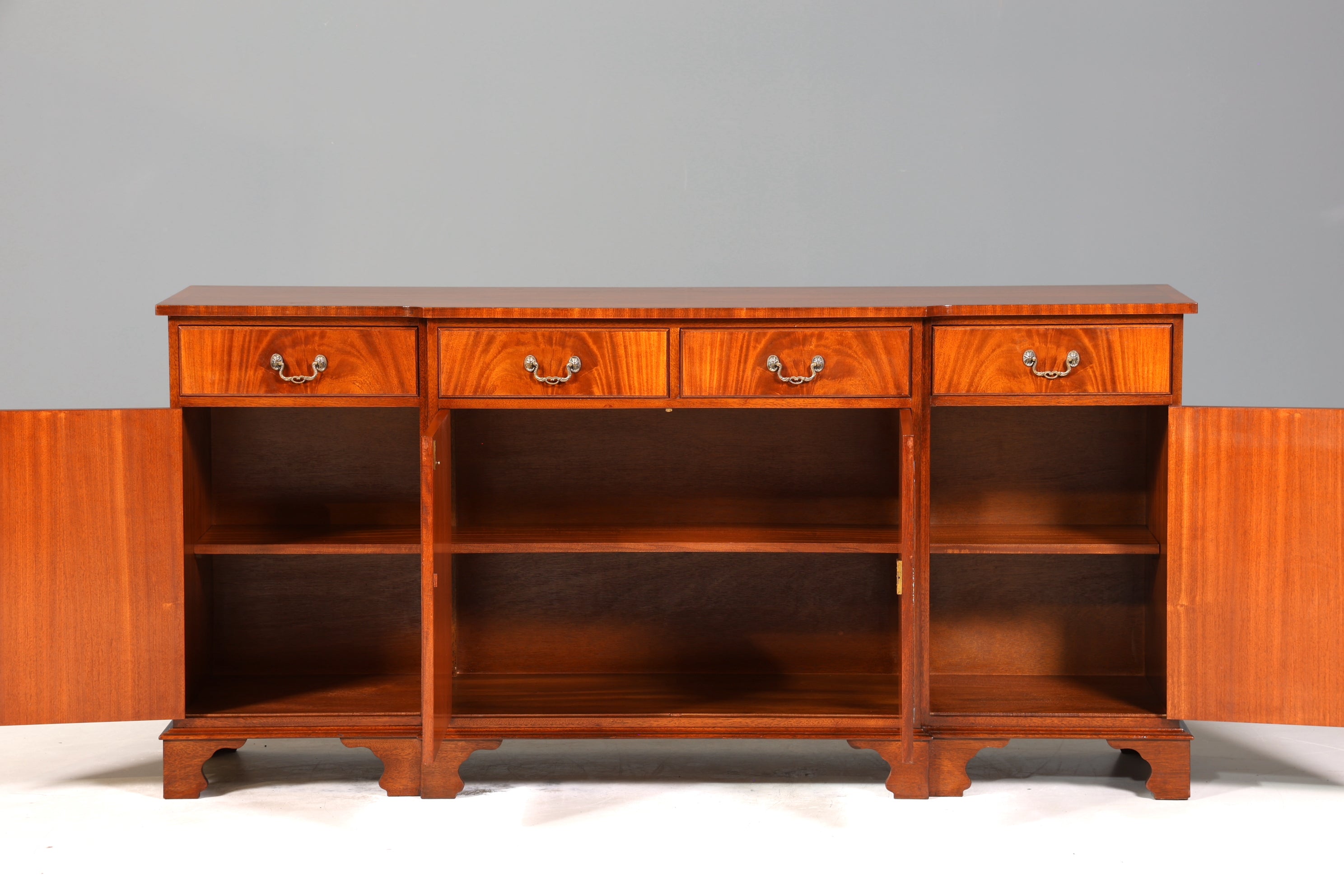 Edles Englisches Sieboard echt Holz Reprodux Buffet Bevan Funnell Schrank