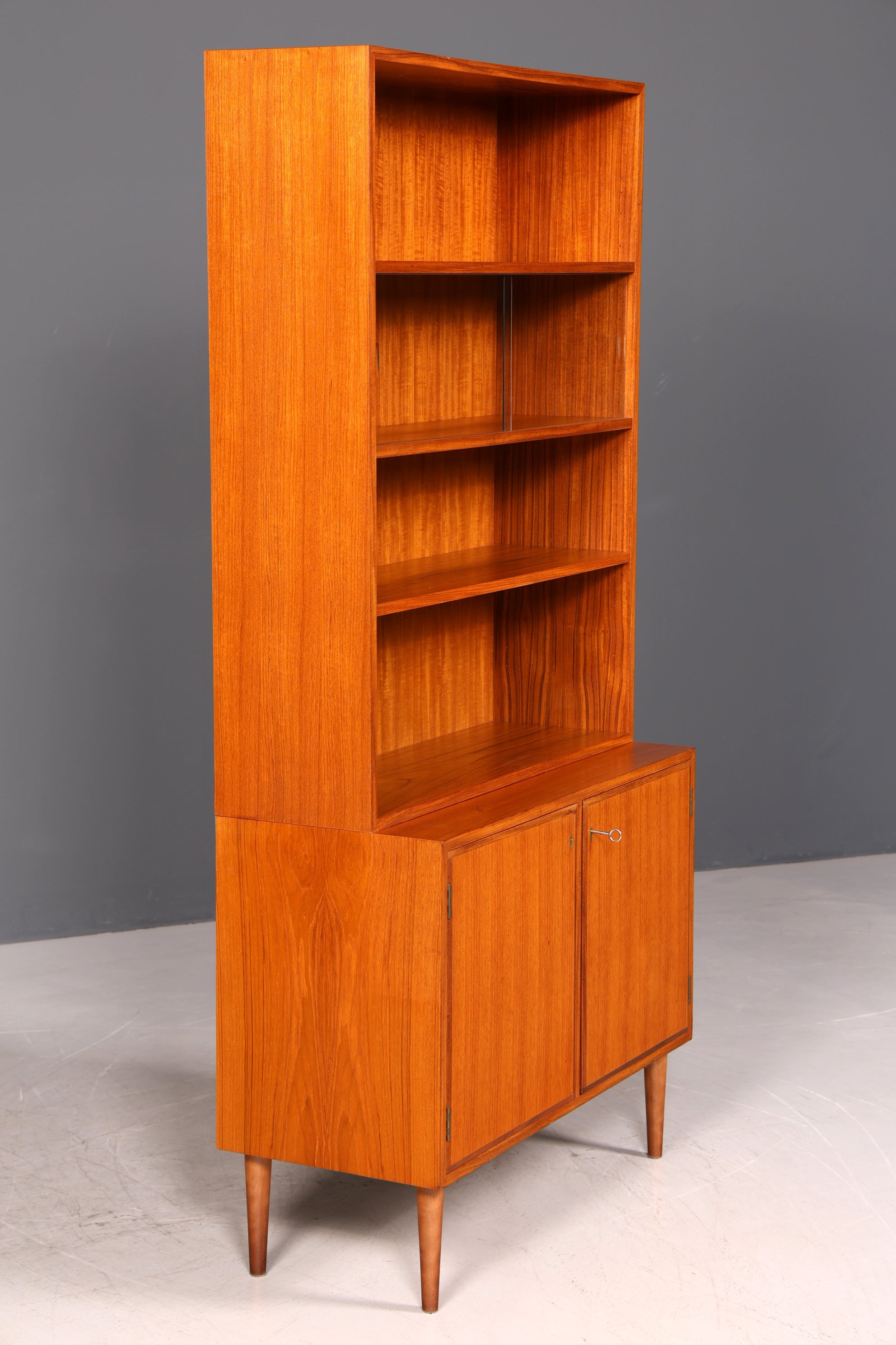 G436 Finish Wunderschöne Mid Century Vitrine Vintage Schrank Regal Retro Bücherregal Buchablage 60s (Kopie)