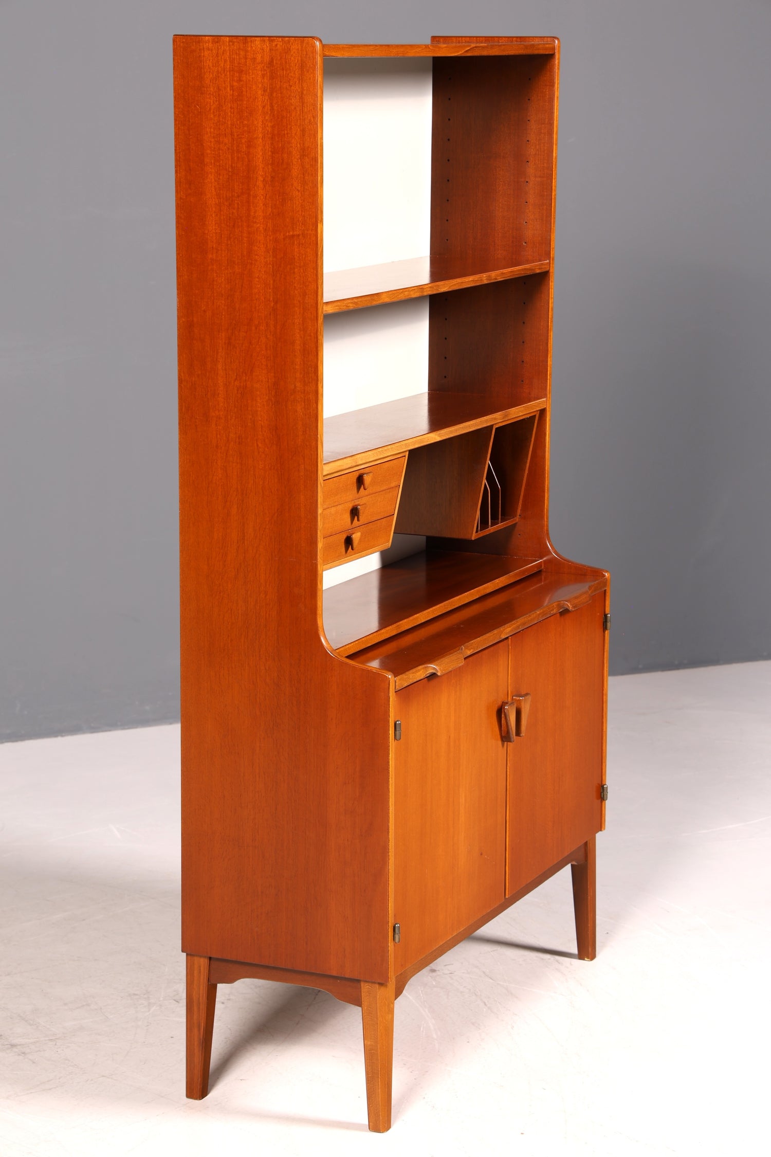 Wunderschöner Mid Century Schrank Bücherregal Danish Design Hugo Troeds Vintage Sekretär Highboard Holz Regal