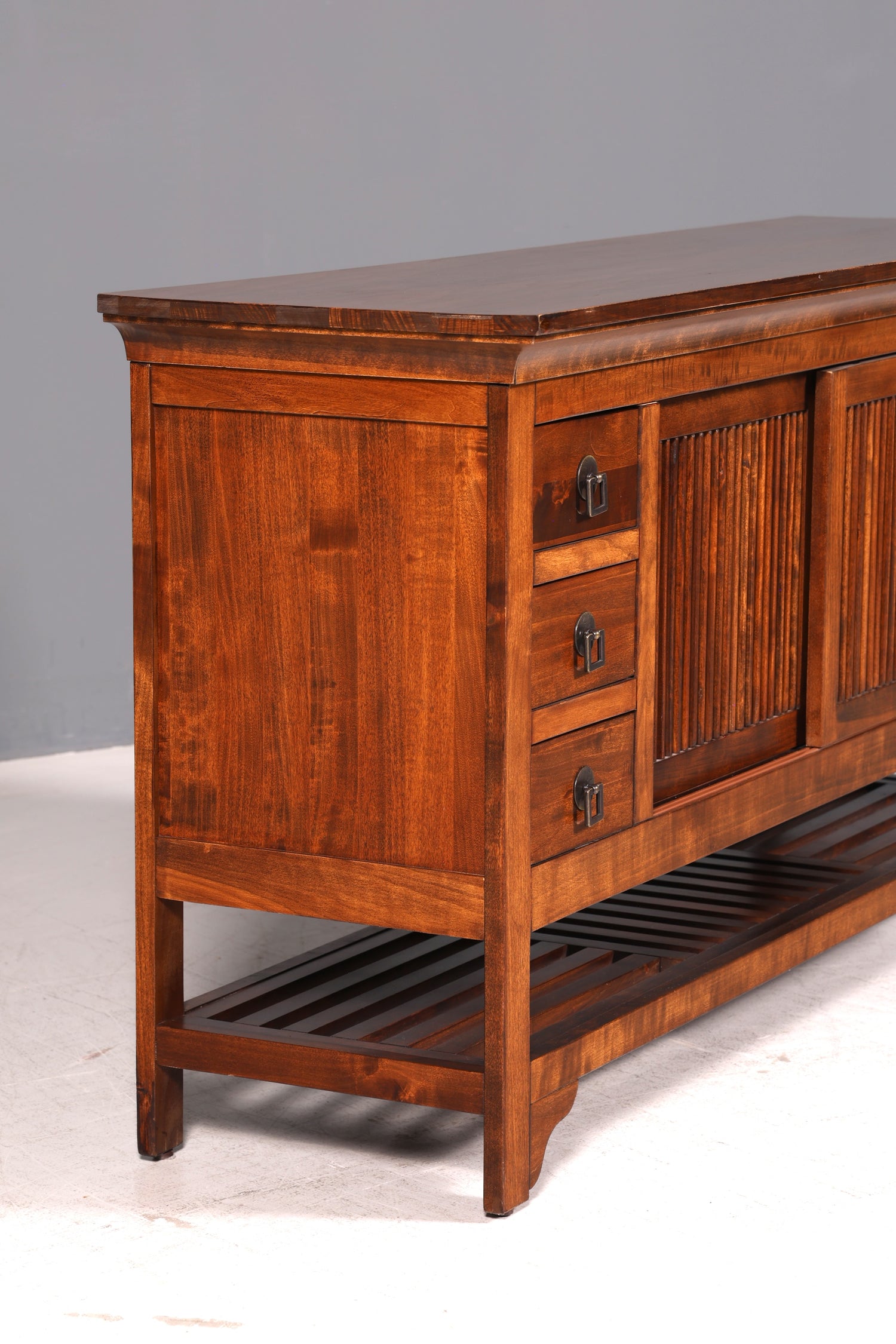 Wunderschönes Kolonial Stil Sideboard Englisch Echt Holz TV Schrank Anrichte Buffet Kommode Vintage