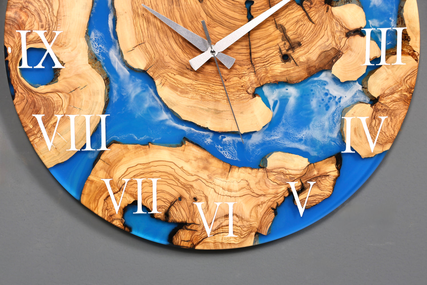 Wunderschöne Handgefertigte Epoxidharz Wanduhr Olivenbaum Blue Sea Uhr Epoxy Analog Uhr