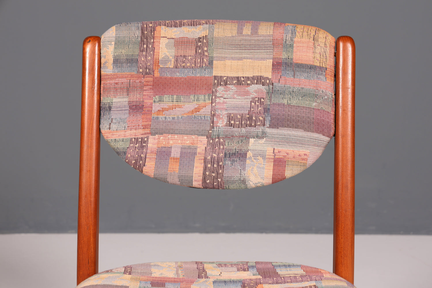 Schlichter Mid Century Stuhl Retro Esszimmer Stuhl Danish Design Küchenstuhl Teak Holz Sekretär Stuhl 1 von 2