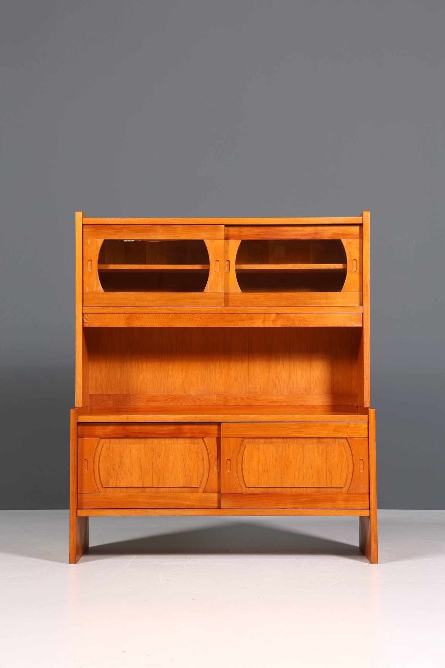 Wunderschönes Mid Century Schrank Vintage Highboard Küchenschrank Regal Retro Vitrine 60er Jahre Kommode