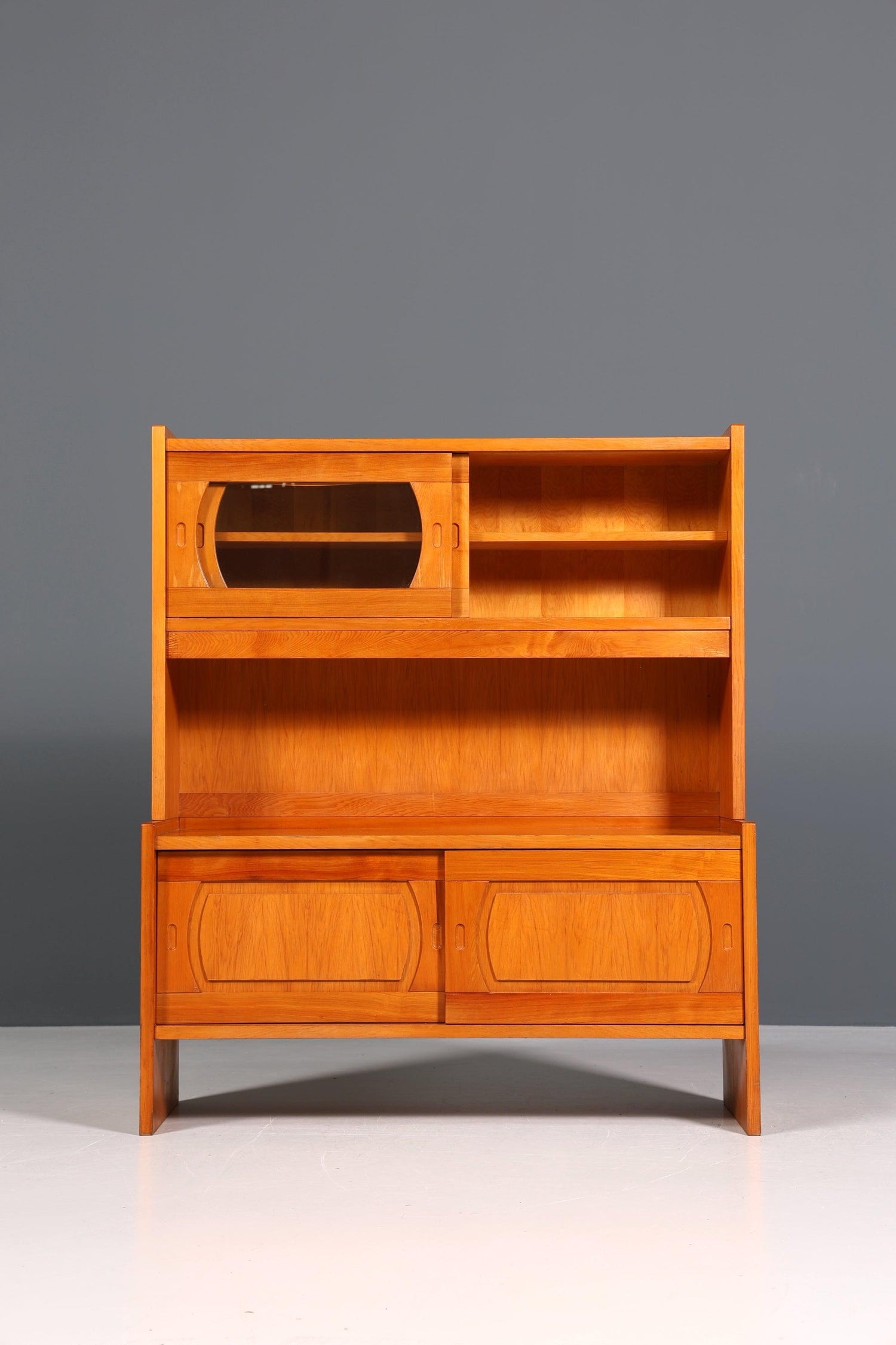 Wunderschönes Mid Century Schrank Vintage Highboard Küchenschrank Regal Retro Vitrine 60er Jahre Kommode