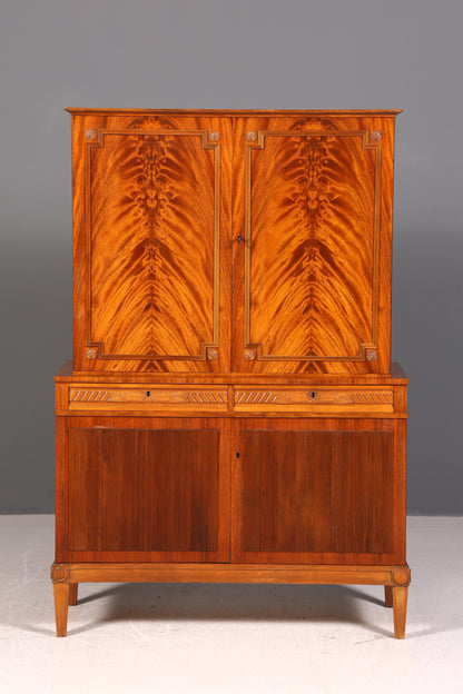 Wunderschöner Schrank im Gustavianischen Stil Vintage Kommode Highboard Regal Echt Holz Wäscheschrank Schlafzimmer