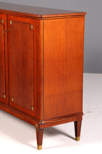 Wunderschöner Schrank im Gustavianischen Stil 60er Jahre Wäscheschrank Vertiko Mid Century Aktenschrank Kommode