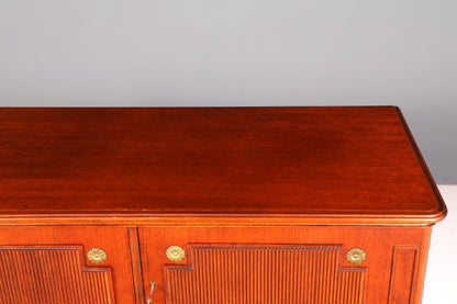 Wunderschöner Schrank im Gustavianischen Stil 60er Jahre Wäscheschrank Vertiko Mid Century Aktenschrank Kommode