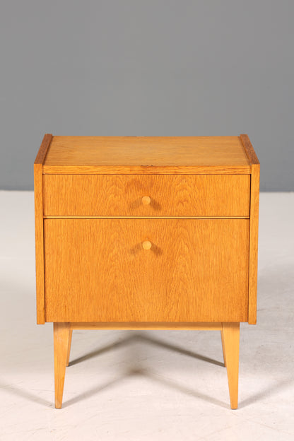 Schlichte Mid Century Kommode Vintage Klappschränkchen Danish Design Nachttisch 2 von 2