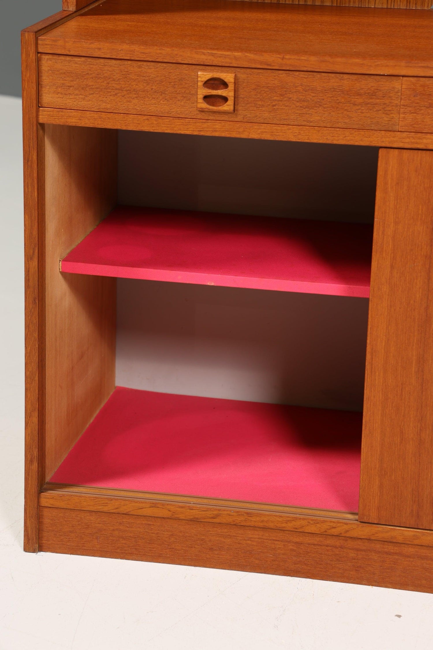 Wunderschöner Mid Century Schrank Vintage Highboard 60er Jahre Holz Regal