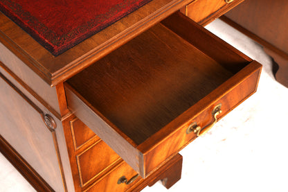 Wunderschöner Englischer Schreibtisch echt Lederauflage Bürotisch Antik 60s Office Desk