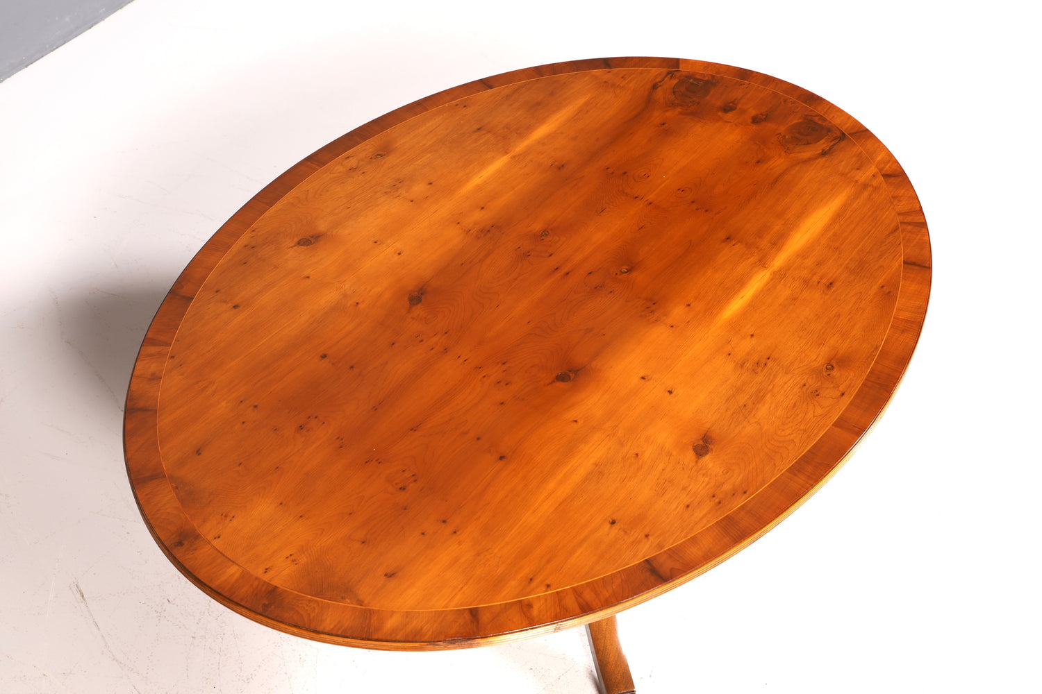 Traumhafter Englischer Tisch Couchtisch Englisch Antik Stil Ablagetisch Eibe Regency Stil Beistelltisch