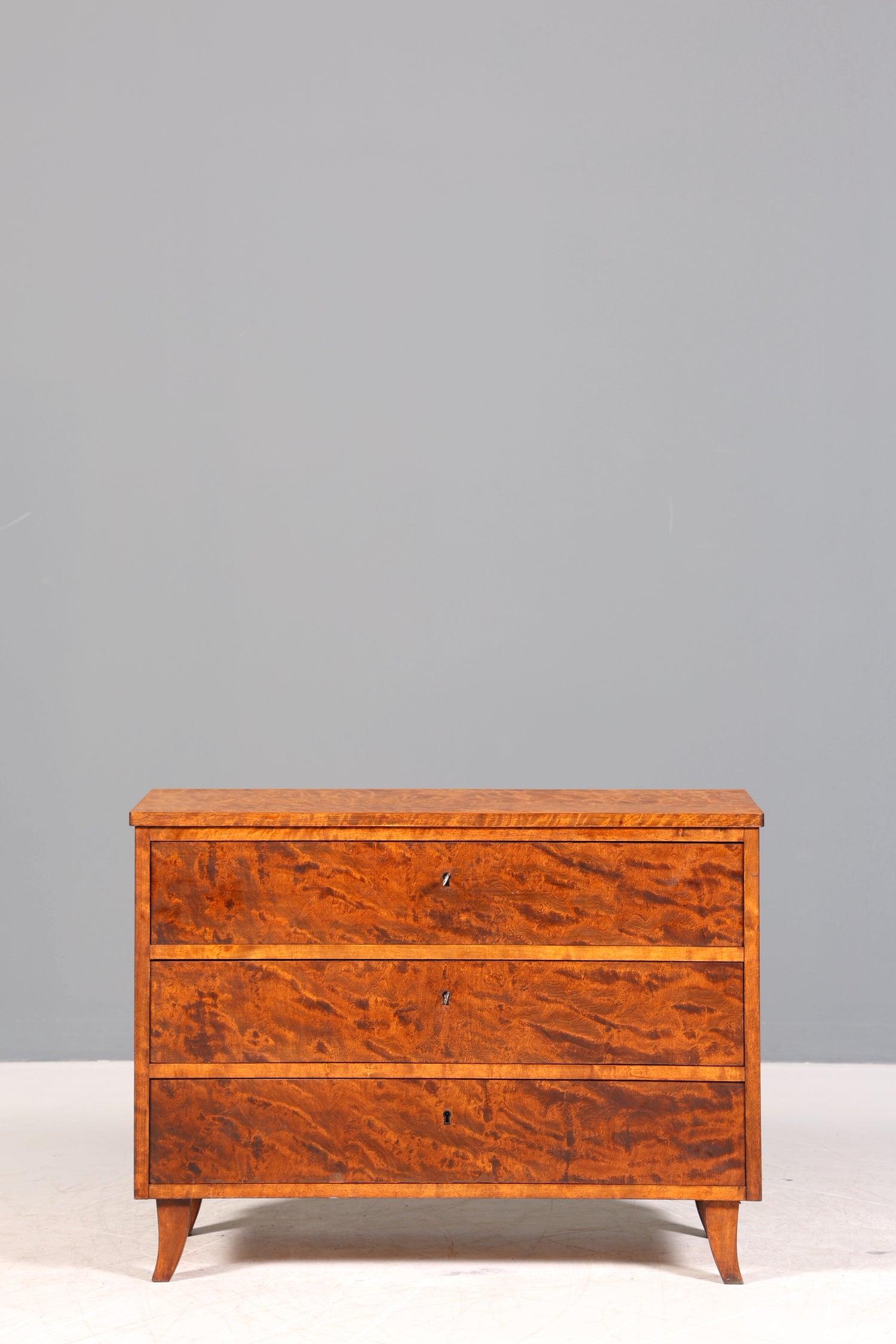 Stilvolle antike Kommode im Biedermeier Stil Schrank Schubladenkommode Wäschekommode