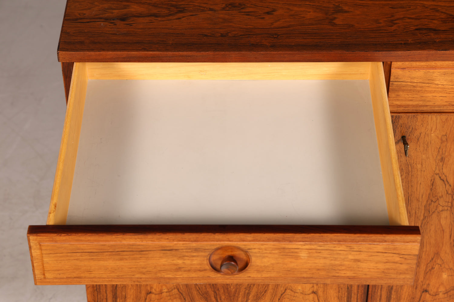 G560 Finish cm Wunderschöne Mid Century Kommode Vintage Schrank Retro Flur Kommode 60s Regal Sideboard (Kopie)