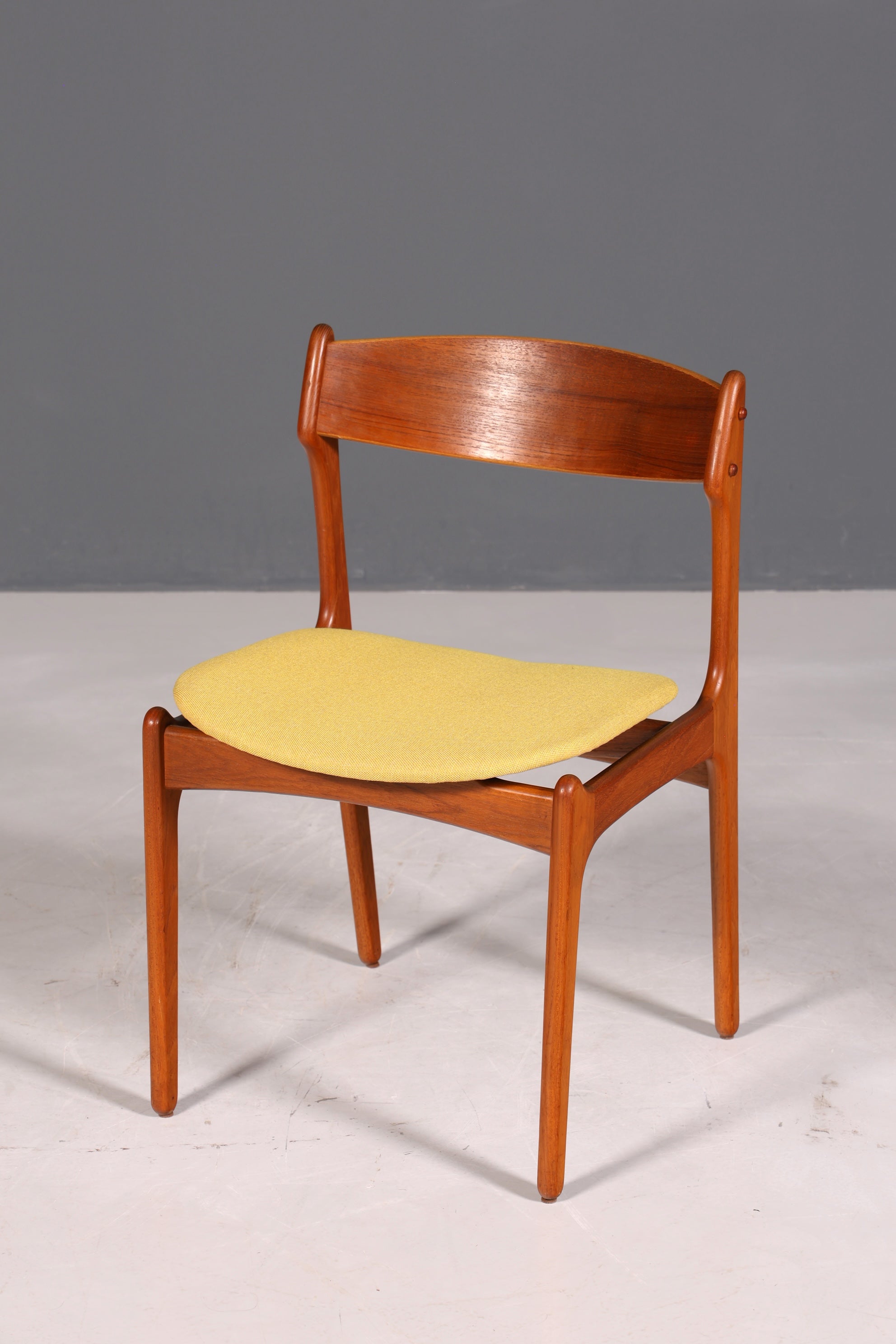 4x Original Erik Buch Stühle von Oddense Maskinsnedkeri A-S  Mid Century Danish Design Teak Holz Esszimmer Stühle Küchenstühle