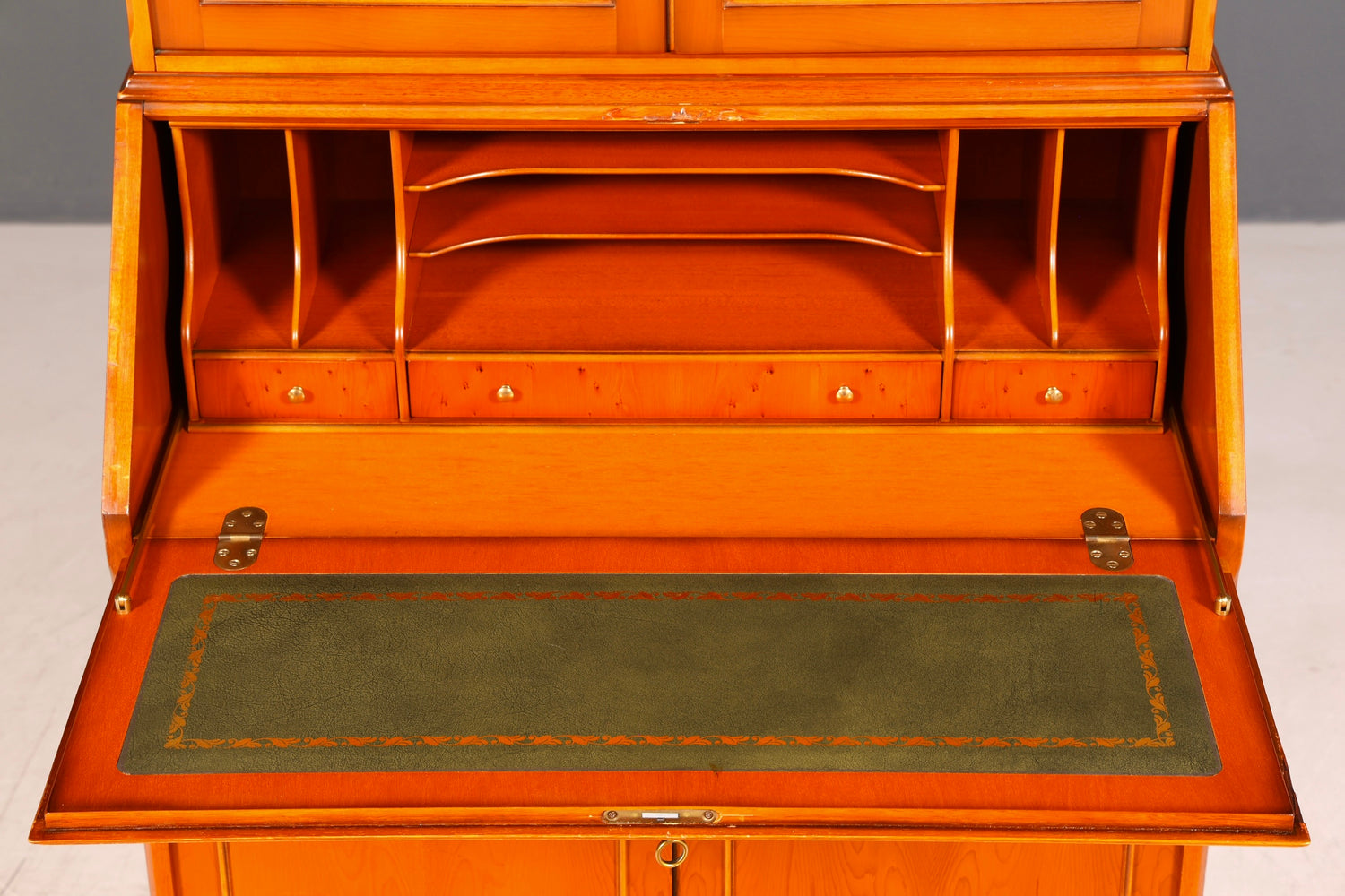 G581 Finish Stilvoller Englischer Sekretär Original Heldense Büro Aufsatzsekretär Eibe Antik 60S Vitrinen Schrank UK (Kopie)