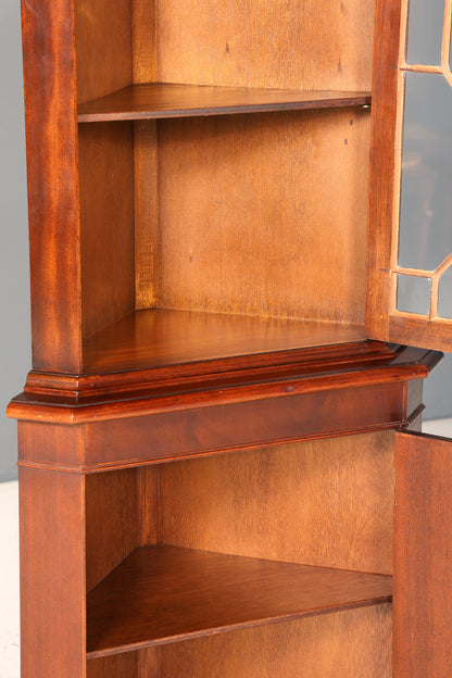 Wunderschöne Englische Eckvitrine Mahagoni Antik 60s echt Holz Schrank Eckschrank Glasvitrine
