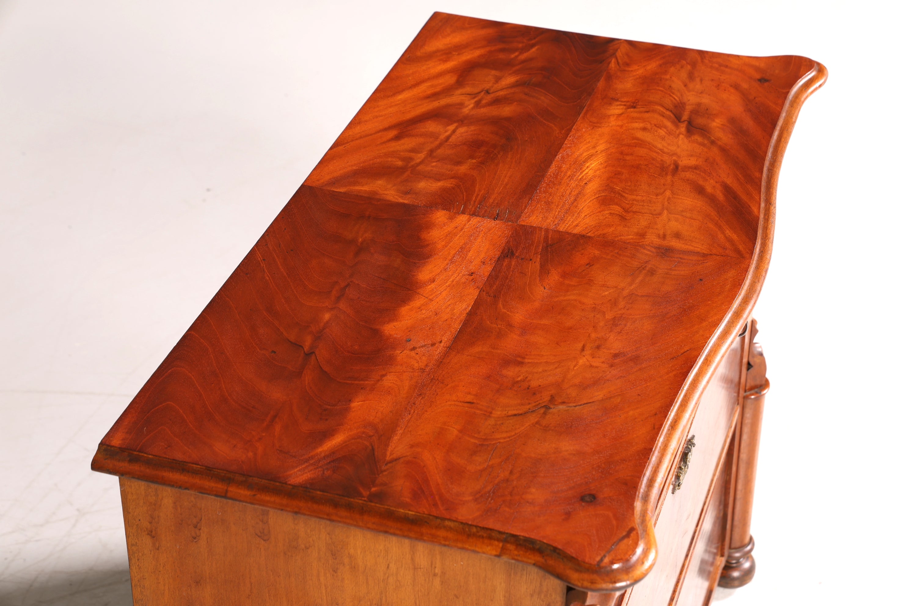 Wunderschöne Louis Philippe Kommode Gründerzeit Sideboard um 1880 Schubladenkommode Antik Wäschekommode