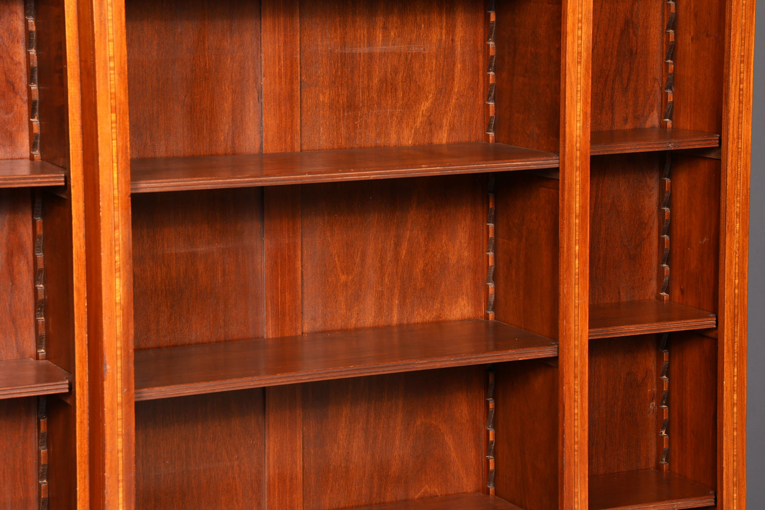 Traumhaftes Englisches XXL Bücherregal Antik Regal Bookshelf Buchablage 60s