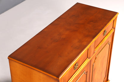 F944 Finish Traumhafter Original Heldense Schrank Englische Eibe Sideboard echt Holz Antik 60s