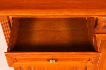 Traumhafte Original Selva Vitrine Antik Stil massiv Holz Buffet Schrank Bibliothek