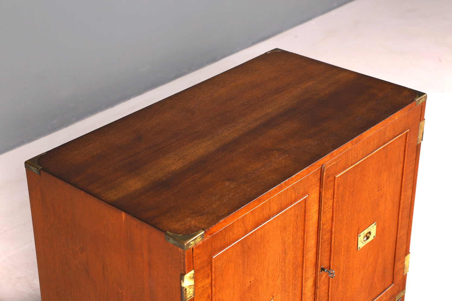 Wunderschöne Maritime Kommode Englisch Vertiko Military Chest Antik Schrank Hifi Schrank