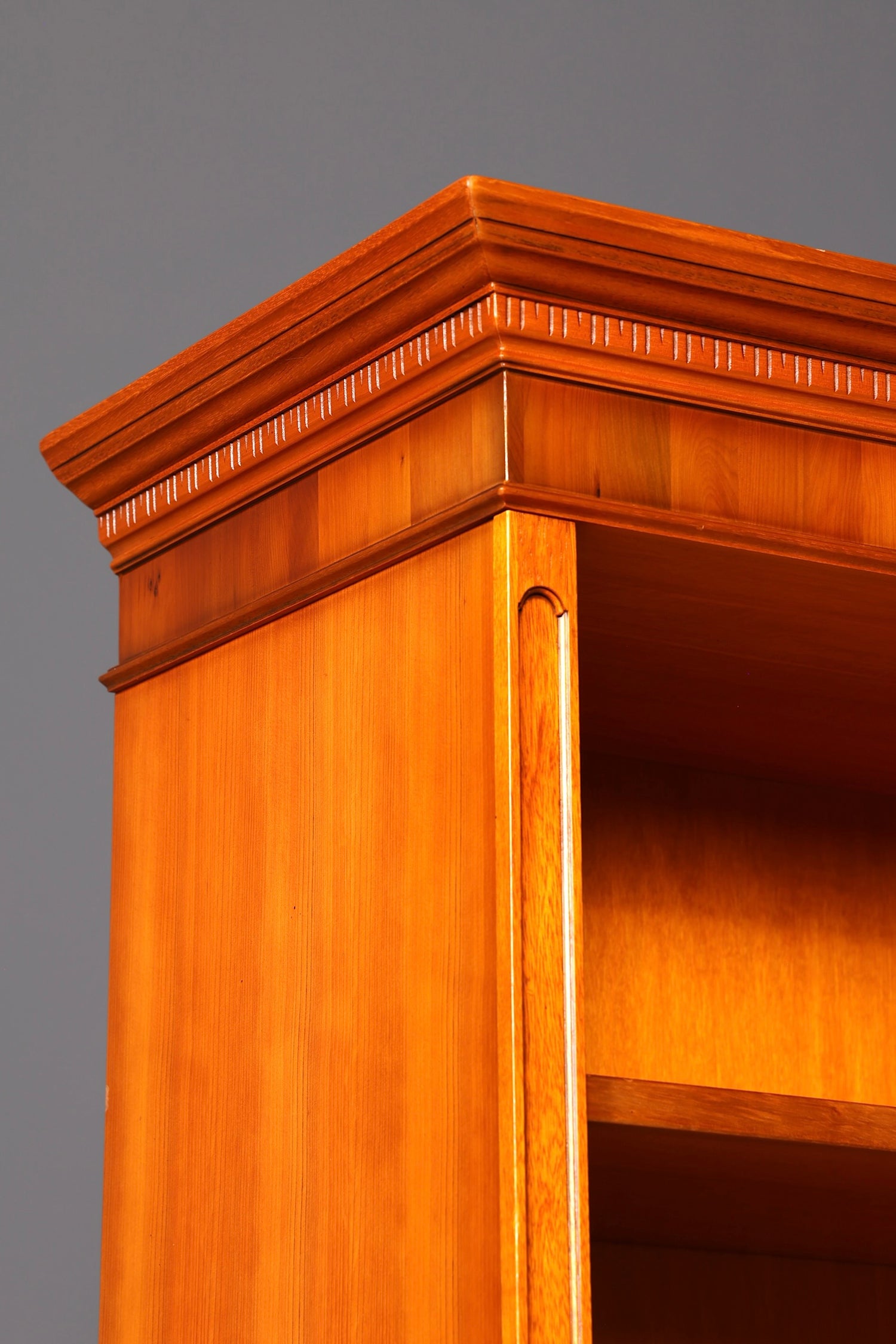 Wunderschönes Englisches Bücherregal Eibe Antik 60s Regal Bookshelf Buchablage