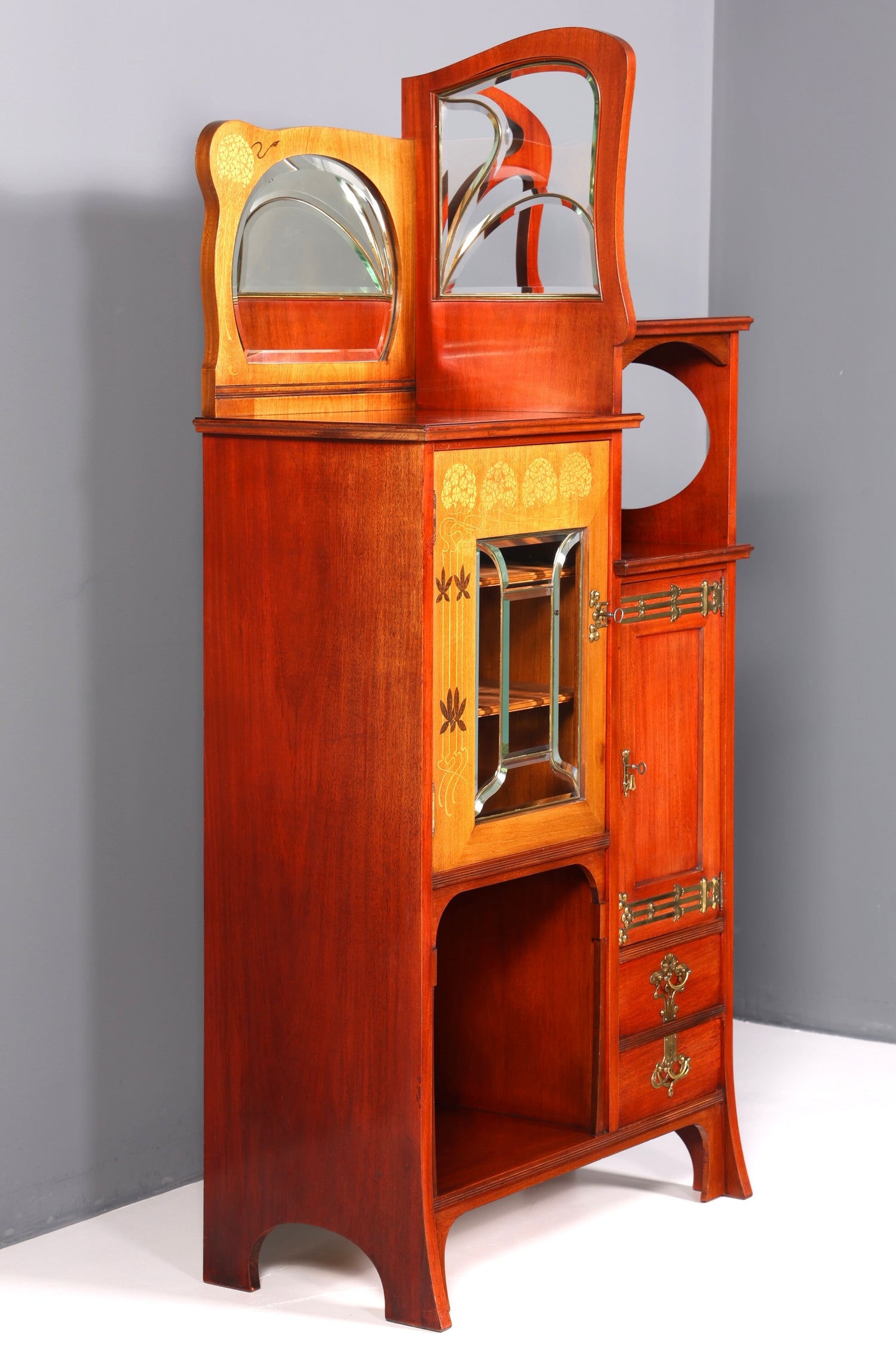 Filigraner Jugendstil Schrank um 1910 echt Holz Vertiko Vitrine Antik Regal Glasvitrine