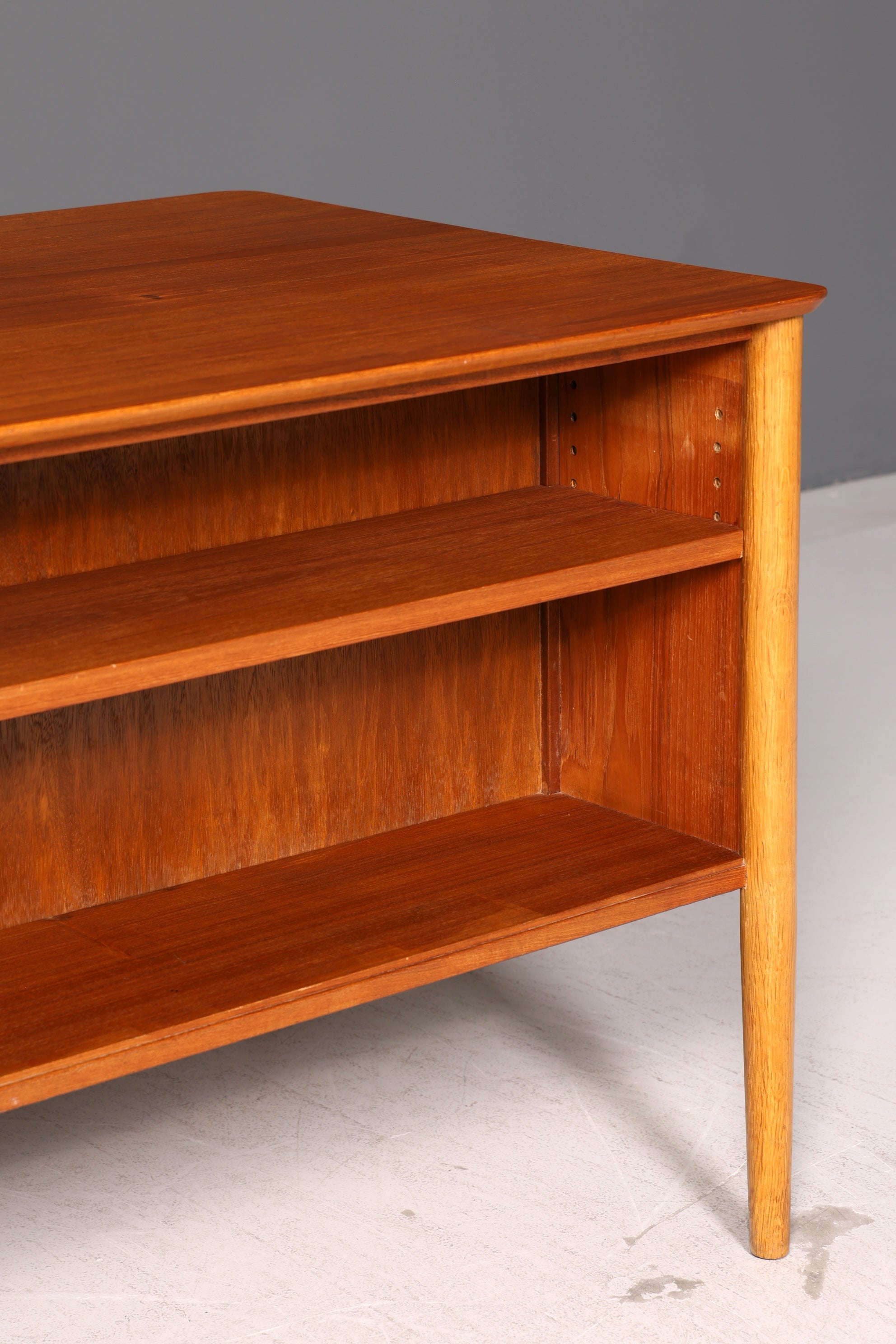 Wunderschöner Mid Century Schreibtisch Danish Design Bürotisch Office Table 60er Jahre Vintage Schreibmöbel