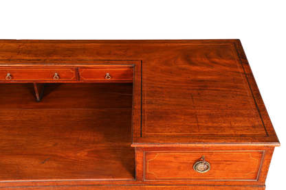G621 Finish Filigraner Englischer Schreibtisch Englisch Desk Bürotisch 60s Office Table (Kopie)