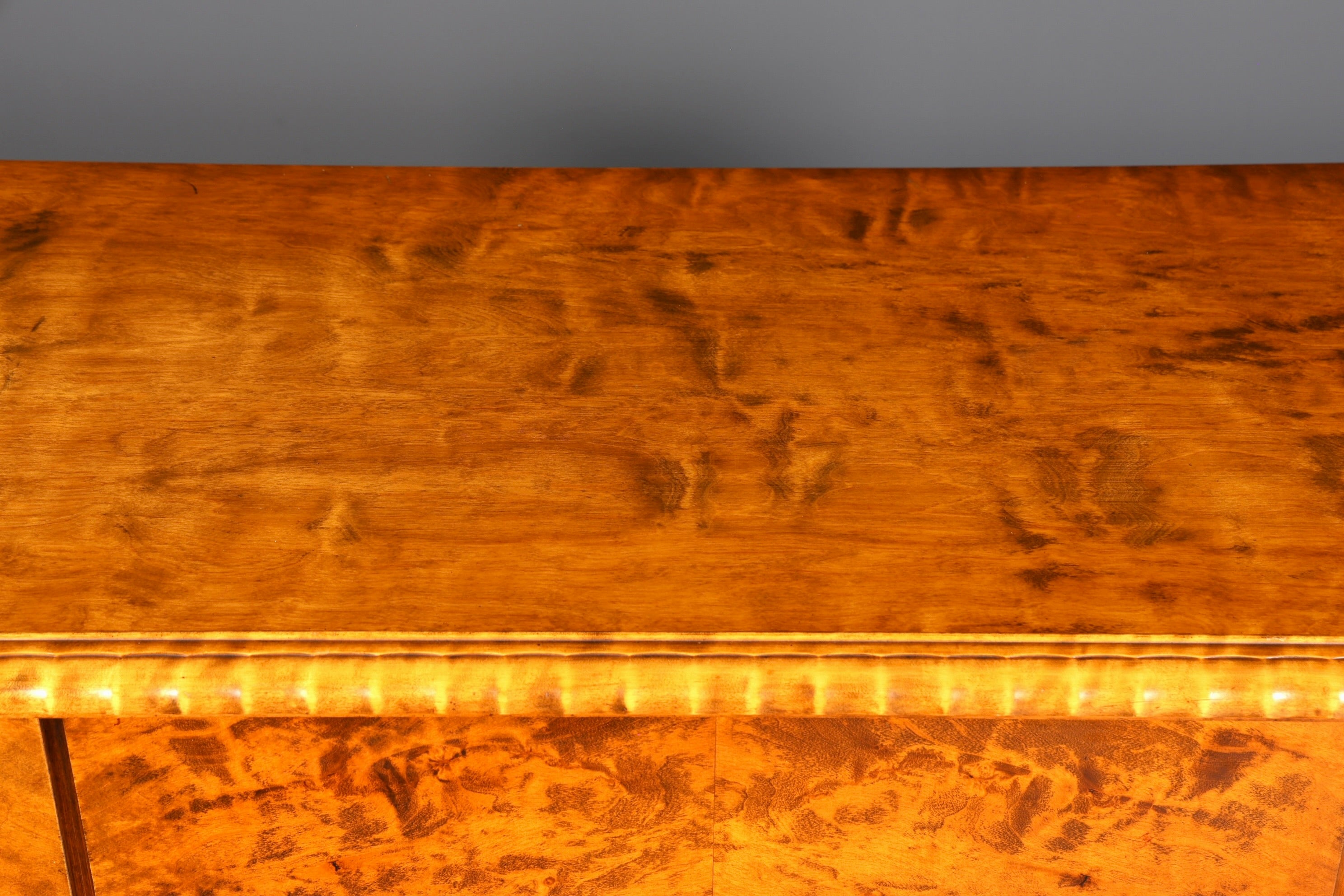 Stilvoller Original Art Deco Schrank Vertiko um 1940 Aktenschrank echt Holz Wäscheschrank Highboard