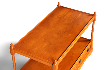 Hauptstadt Möblerei Couchtisch aus Eibenholz im Regency-Stil mit zwei Ebenen und eleganter Maserung