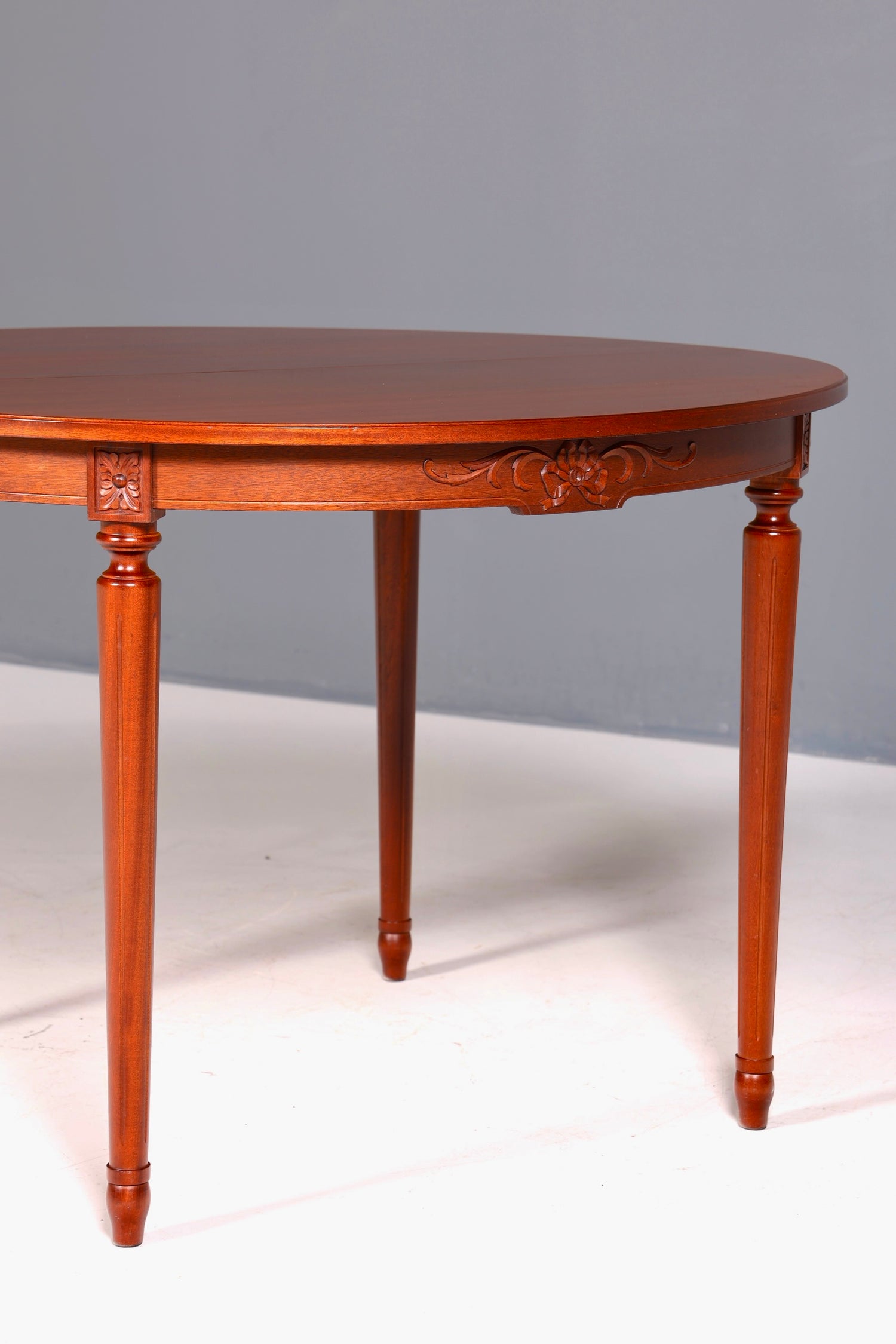 Stilvoller Tisch im Gustavianischer Stil Küchentisch ausziehbar Antik Stil Esszimmer Tisch