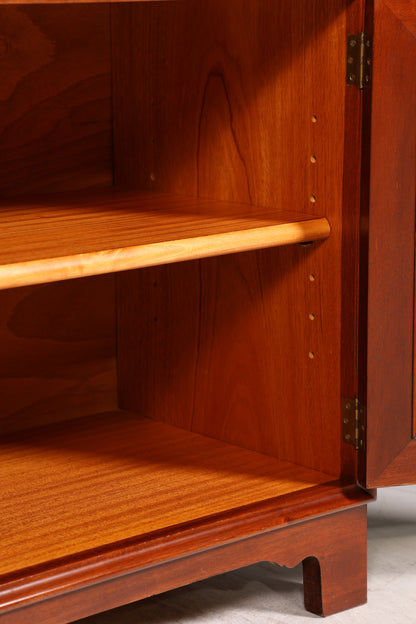 Wunderschöne Englische Kommode Holz TV Schrank echt Holz Antik Sideboard 1 von 2