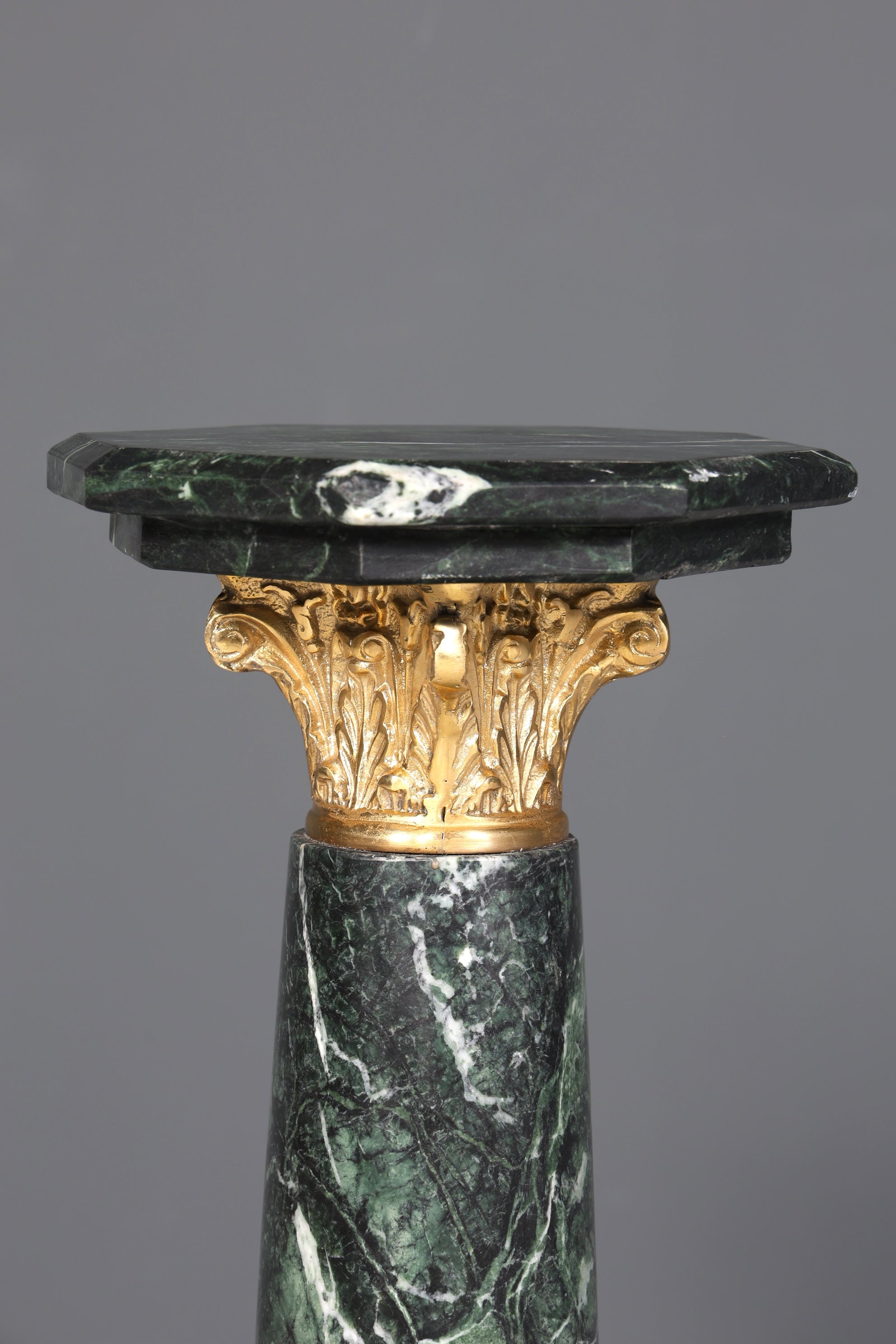 Wunderschöne Barock Stil Säule Louis XV Marmor Blumensäule Naturstein Sockel Ablage