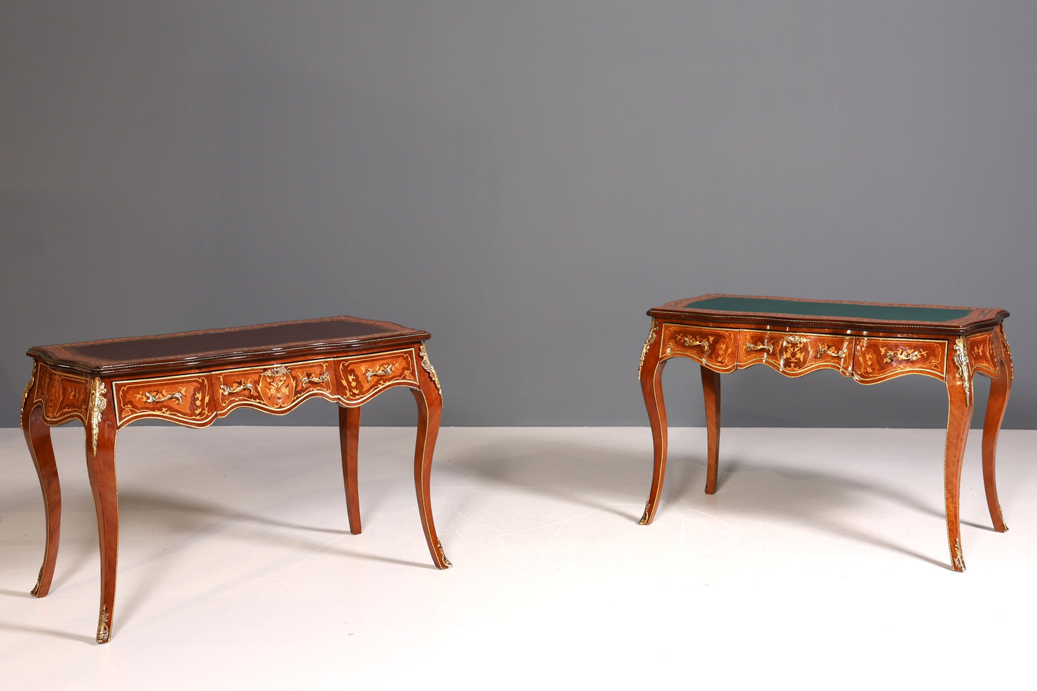 Traumhafter Louis XV Stil Schreibtisch French Desk Antik Barock Stil grün Bürotisch