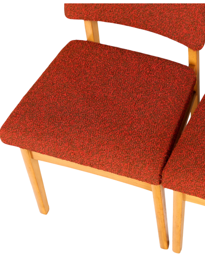 Hauptstadt Möblerei Mid Century Esszimmerstühle im 6er-Set mit rotem Strukturstoff und hellem Holzgestell