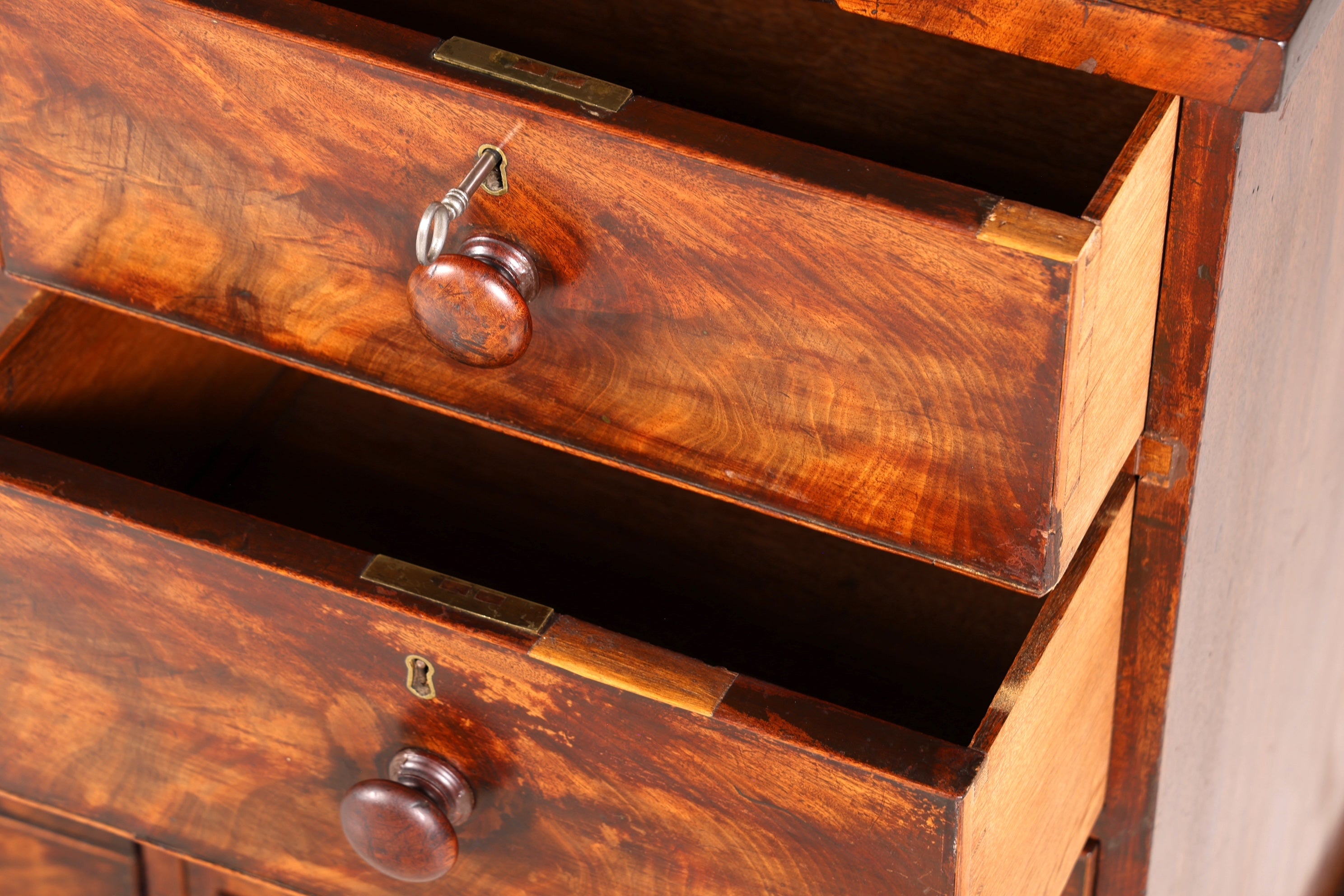 Wunderschöne Englische Kommode echt Holz Antik Biedermeier Schubladenkommoden